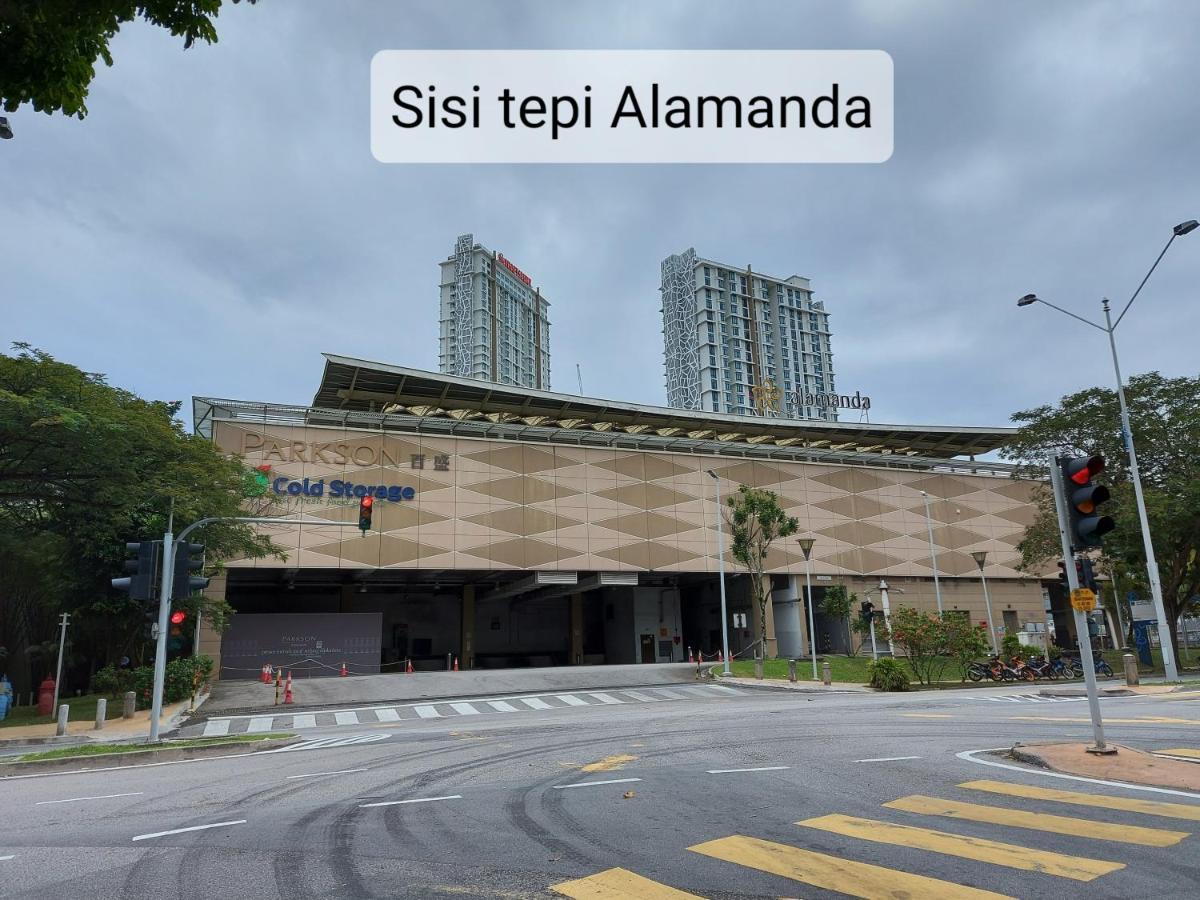 Dg Homestaymuslim Putrajaya - Near Alamanda Екстер'єр фото